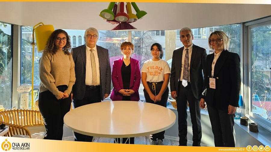 Oya Akın Yıldız Portakal &Ccedil;i&ccedil;eği Ortaokulu 8A sınıfı &ouml;ğrencimiz Duru Duraker T&uuml;rkiye Geneli Ortaokul &ouml;ğrencileri arası &lsquo;Bilin&ccedil;li T&uuml;ketim ve T&uuml;ketici Hakları&rsquo; konulu resim yarışmasında Ankara İl birincisi olmuştur.