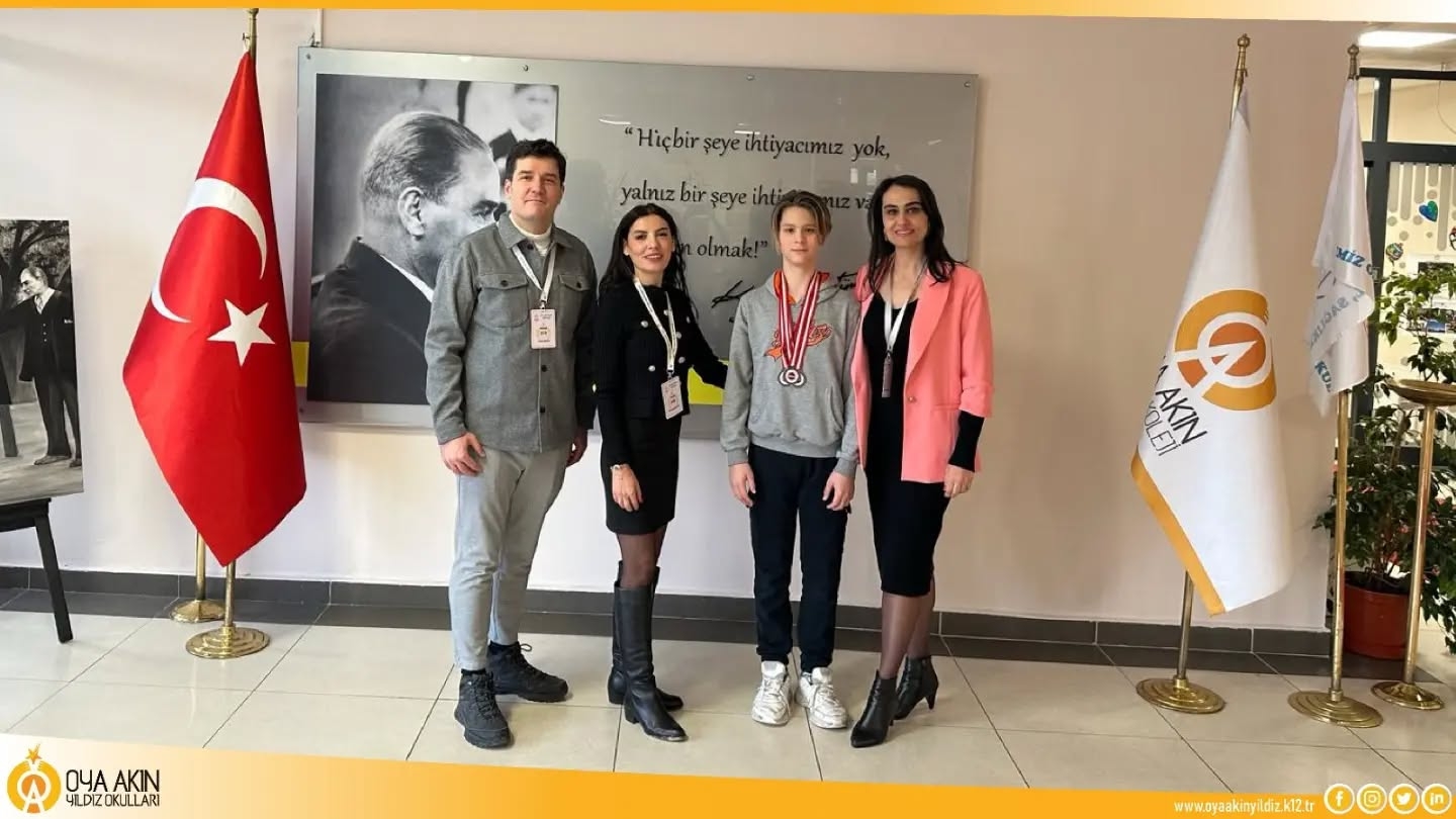 WDSF ANKARA OPEN 14 &uuml;lke katılımıyla ger&ccedil;ekleşen uluslararası dans yarışmasında okulumuz 7C sınıfı &ouml;ğrencimiz Efe &Ccedil;ınar Aslang&uuml;l Junior-2 3dans-latin klasmanında 4.l&uuml;k almıştır. &Ouml;ğrencimizi kutluyor, başarılarının devamını d