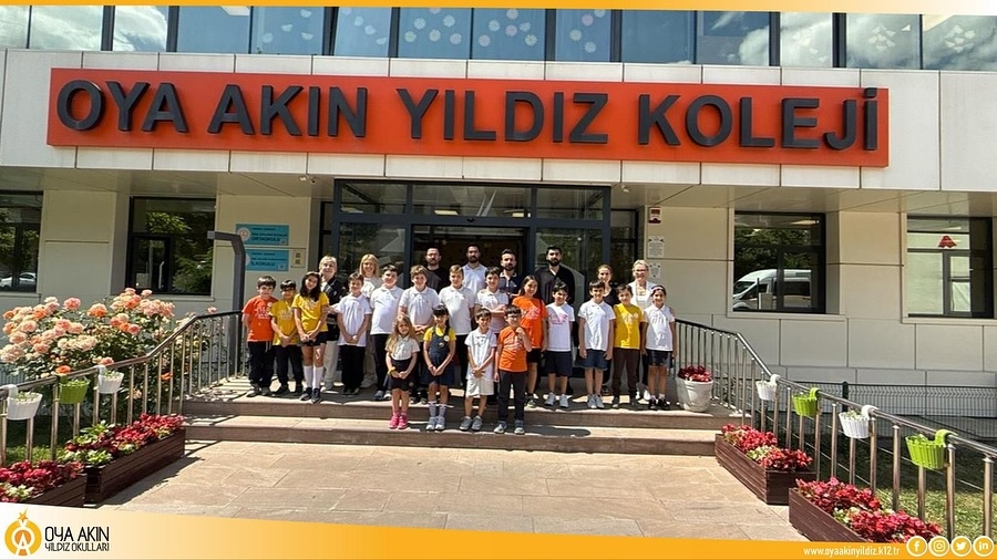 T&uuml;rkiye&rsquo;de ilk kez d&uuml;zenlenen &ldquo;Şampiyonlar Şampiyonu&rdquo; Bilişim Yarışmamızda &ouml;ğrencilerimiz; hayal g&uuml;&ccedil;lerini, teknik becerilerini ve &ouml;zg&uuml;venlerini ortaya koyarak birbirinden etkileyici projelere imza attılar!