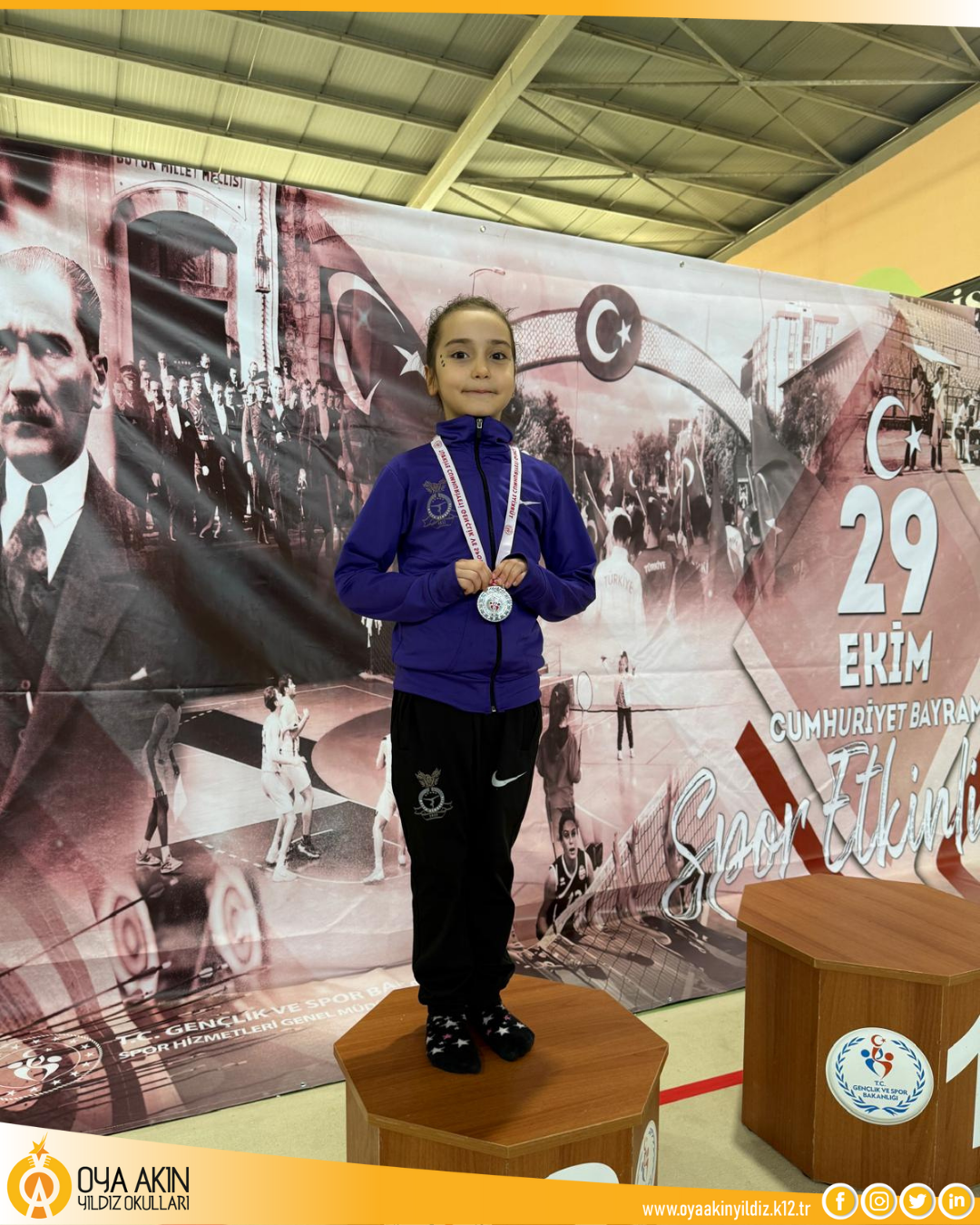 Oya Akın Yıldız Portakal &Ccedil;i&ccedil;eği İlkokulu 2. sınıf &ouml;ğrencimiz sevgili Doğa Yaşinok, 29 Ekim Cumhuriyet Bayramı Minikler Artistik Jimnastik Yarışmasında takımıyla birlikte 2. olmuştur.